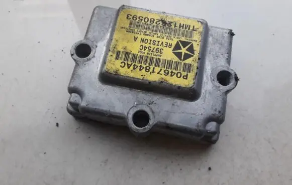 Chrysler PT Cruiser Airbag control unit/module P04671844AC 39754C