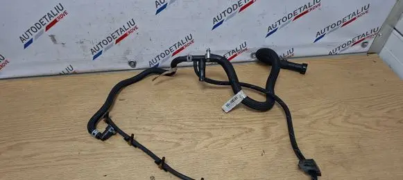 BMW 4 F32 F33 Fuel injector supply line/pipe 7823400