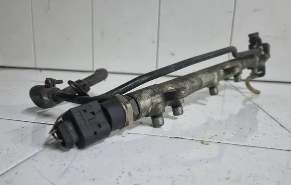 Mercedes-Benz A W168 Fuel main line pipe 0445214005 A6680700095