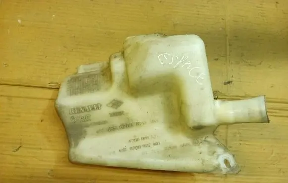 Renault Espace - Grand espace IV Windshield washer fluid reservoir/tank 8200050361