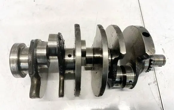 Audi A6 S6 C5 4B Crankshaft 14ger