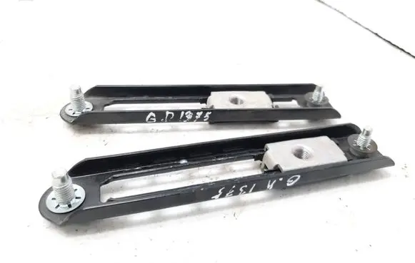 Opel Vectra C Seat belt height adjuster 