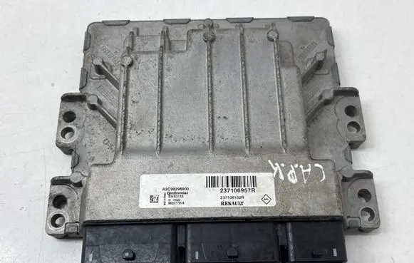 Renault Captur Engine control unit/module 237106957R 237106102R