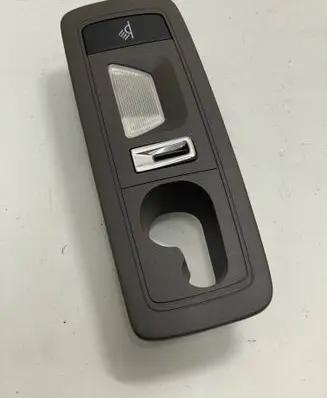 Porsche Cayenne (92A) Rear seat light