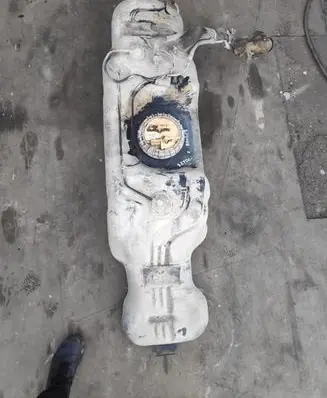 Ford Escort Fuel tank AB31