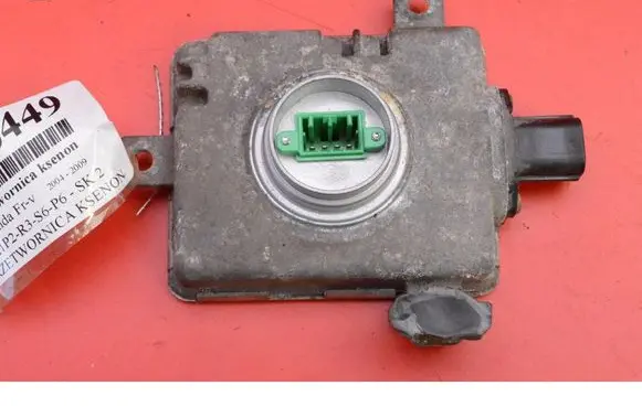 Honda FR-V Voltage converter/converter module W3T16571