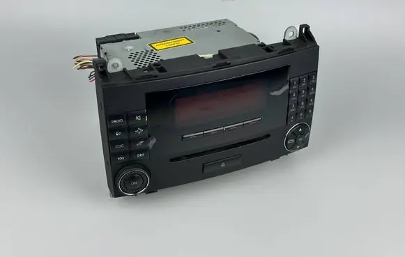 Mercedes-Benz A W169 Radio/CD/DVD/GPS head unit A1698201589 020748 MF2550