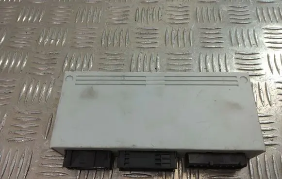 BMW 5 E39 Comfort/convenience module 4114282