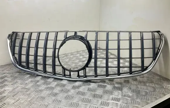Mercedes-Benz V Class W447 Front bumper upper radiator grill