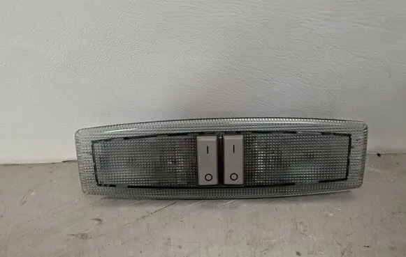Opel Astra H Rear seat light 13101641
