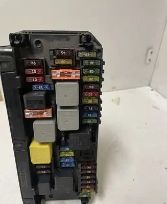 Mercedes-Benz E AMG W212 Fuse module A2129008307