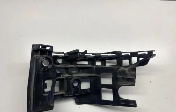 Volkswagen Touran III Rear bumper mounting bracket 5TA807453