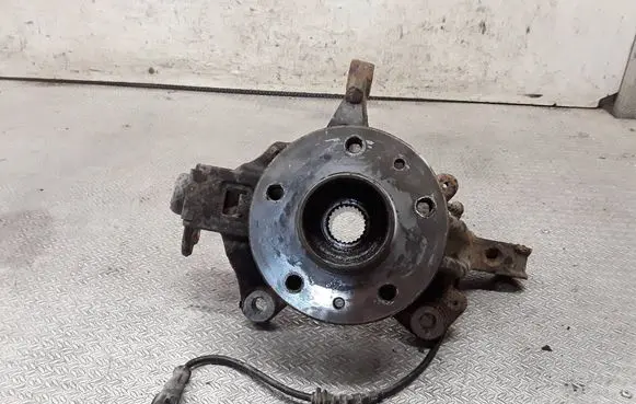 Renault Scenic III - Grand scenic III Front wheel hub spindle knuckle 