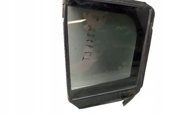 Mazda 6 Rear side window