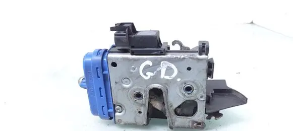 Audi A8 S8 D2 4D Rear door lock 4D0839016D
