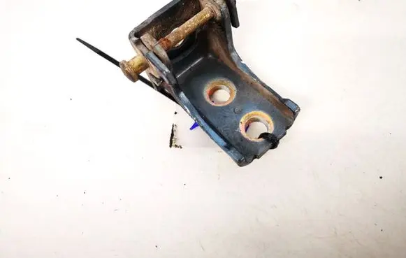 Peugeot 407 Front door upper hinge