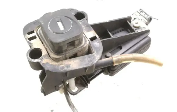 Renault Clio II Tailgate/trunk/boot exterior handle