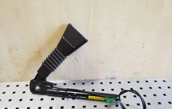 Opel Astra G Front seatbelt buckle 90560656