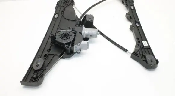 Opel Mokka B Front door window regulator with motor 9828130680
