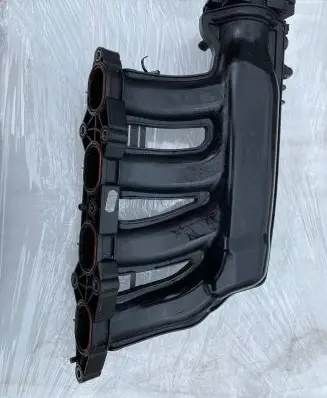 Mercedes-Benz C W203 Intake manifold A2711401101 2711401101