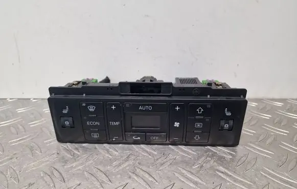 Audi A4 S4 B5 8D Climate control unit 8D0820043N