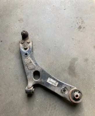 Hyundai ix35 Front lower control arm/wishbone 545012Y000 1007050379