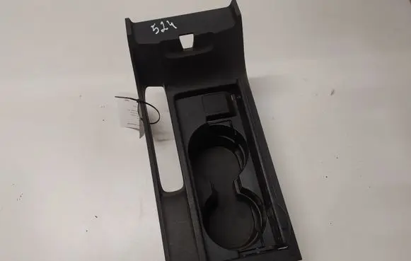 Cup holder front