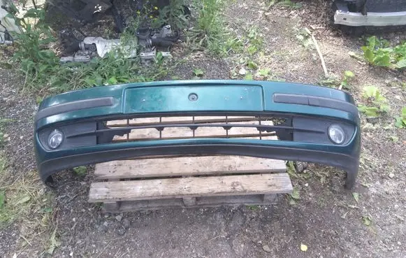 Renault Laguna II Front bumper 8200008270
