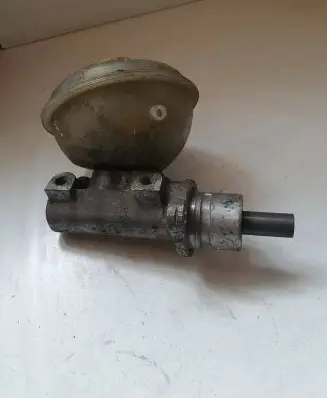 Audi 100 S4 C4 Master brake cylinder 893611351
