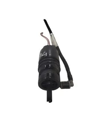 BMW 5 F10 F11 Windscreen/windshield washer pump 693416001 3240479 13264011