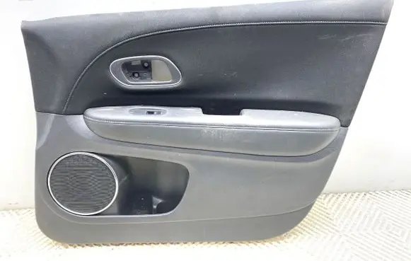 Honda HR-V Front door card panel trim