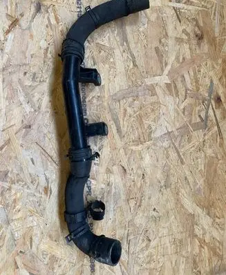 Land Rover Range Rover Sport L494 Engine coolant pipe/hose JPLA8A512A JPLA-8A512-A
