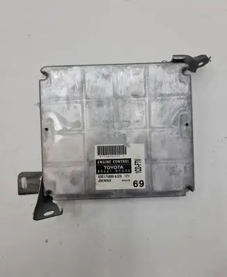 Toyota Avensis T250 Engine control unit/module MB1758006326 8966105690