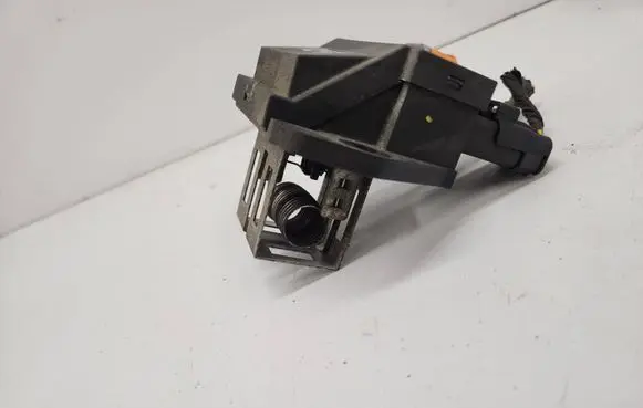 Peugeot 207 Coolant fan relay 98372A01