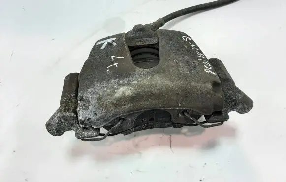 Ford Kuga I Front brake caliper