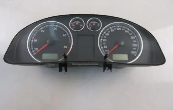 Volkswagen PASSAT B5.5 Speedometer (instrument cluster) 3B0920805A