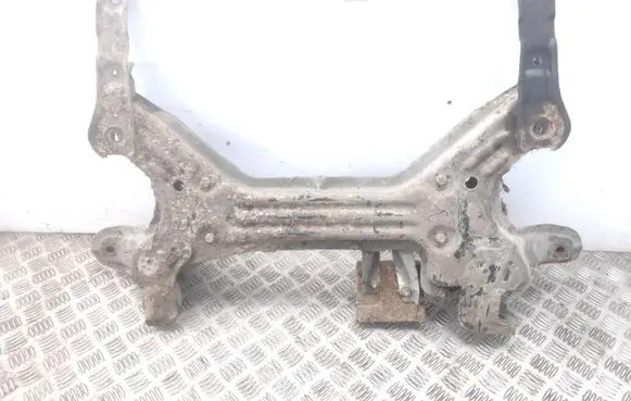 Volkswagen Caddy Front subframe