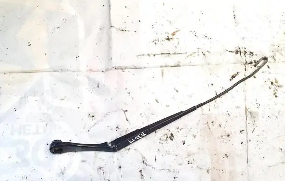Dodge Journey Front wiper blade arm 05116305ac