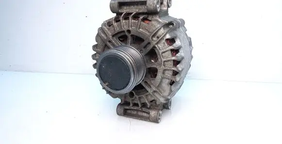 Audi TT TTS RS Mk3 8S Generator/alternator 06J903023H TG14C041
