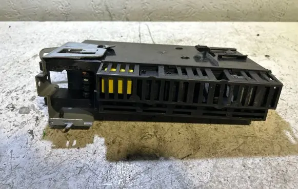 Mercedes-Benz E W211 Comfort/convenience module 2115452001 5DK00804740