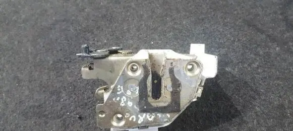 KIA Clarus Rear door lock