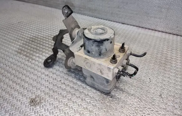 Volkswagen Caddy ABS Pump 1K0614117AC