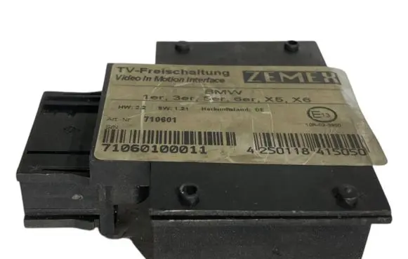 BMW 5 E60 E61 Video control module 10R023950