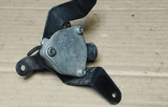 Honda CR-V Brake power pressure regulator 