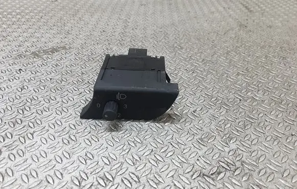 Audi A4 S4 B6 8E 8H Headlight level height control switch 8E1919094