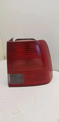Volkswagen PASSAT B5 Rear/tail lights 3B5945096G