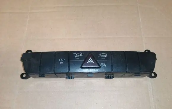 Mercedes-Benz ML W164 Hazard light switch A1648703410