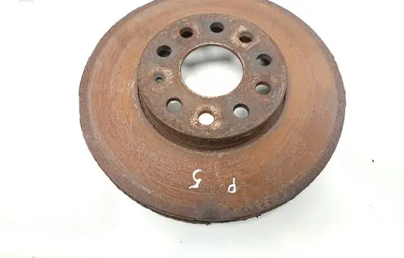 Volkswagen Golf V Front brake disc