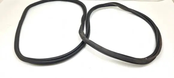 Jeep Compass Trunk rubber seal (body) 