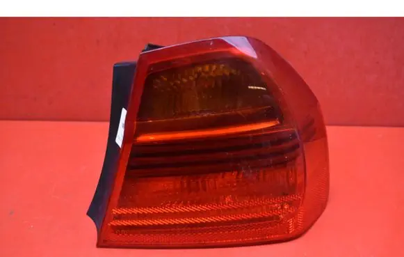 BMW X3 E83 Rear/tail lights 6937458